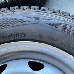 4本セット 軽バン 軽トラ LT 日本製スタッドレス ダンロップタイヤ 冬タイヤ 6PRの画像