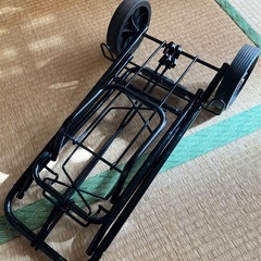折りたたみ式キャリアの画像
