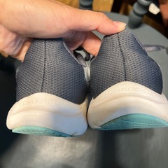 アンダーアーマー　ランニングシューズの画像