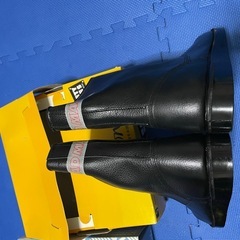 アスファルト舗装用安全靴セットの画像