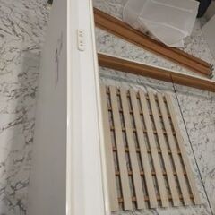 ニトリ　ベッドフレーム（セミダブル）　充電付きの画像