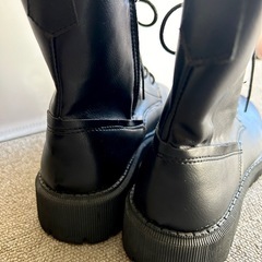 新品　ブーツ　サイズ　23cmの画像