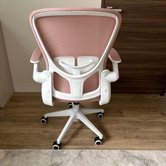 オフィスチェアの画像