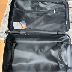 キャリーケースの画像