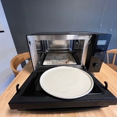 【動作OK】アイリスオーヤマ オーブンレンジ 18L 2023年製／直接引取のみの画像