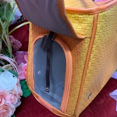 小型犬猫のトートバッグの画像