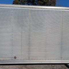 ♪八街A区SP31♪物置♪コンテナ♪鍵付♪補修跡あり♪アルミ箱♪の画像