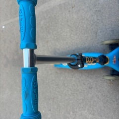 m-cro mini キックスクーター　キッズ　折りたたみ可　LEDの画像