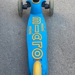 m-cro mini キックスクーター　キッズ　折りたたみ可　LEDの画像