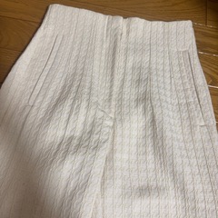 １度着用のみ　ZARA ホワイト ストレートパンツ XSの画像
