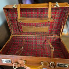 本革製アタッシュケースの画像