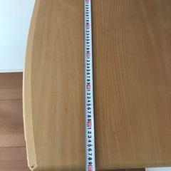 パソコンデスクの画像