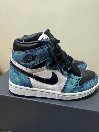Nike WMNS Air Jordan 1 High OG 