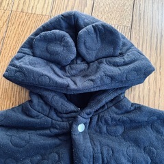 𝗽𝗲𝘁𝗶𝘁 𝗺𝗮𝗶𝗻 ミッキー フード付きポンチョの画像