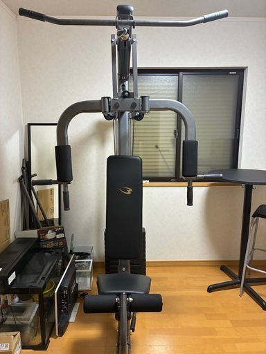 トレーニングマシーン