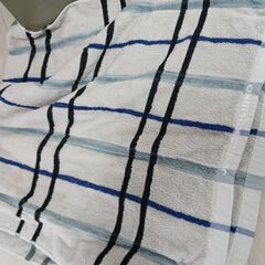 未使用品　バスタオル　コシノジュンコ　箱付　120×60㌢の画像