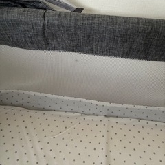 ベビーベッドの画像