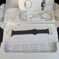 Apple Watch & AirPods Pro の画像