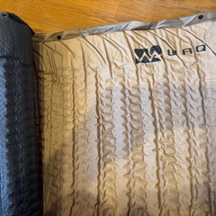 【美品】WAQ インフレータブルマット 8cm（R値6.0）の画像