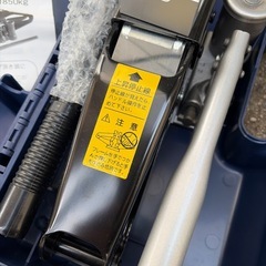 油圧ジャッキ　未使用品の画像