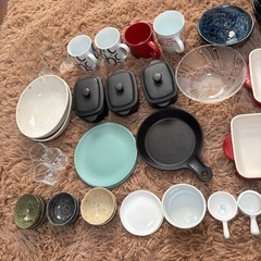 食器　いろいろの画像