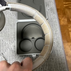 b&o X Rimowa ヘッドホンの画像