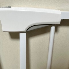 スチールゲート　白の画像