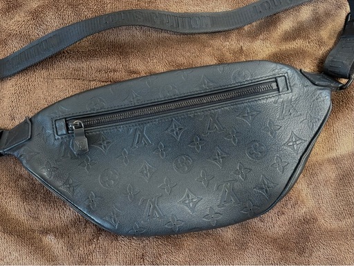 Louis Vuitton M46036 ボディバッグ