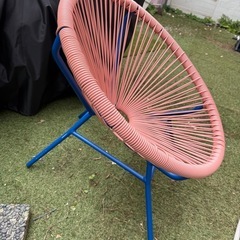 Francfranc ロータスパーソナルチェア 廃盤 ピンク×ブルー 室内使用 の画像