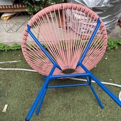 Francfranc ロータスパーソナルチェア 廃盤 ピンク×ブルー 室内使用 の画像