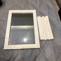 角度が変えられる　卓上ミラーの画像