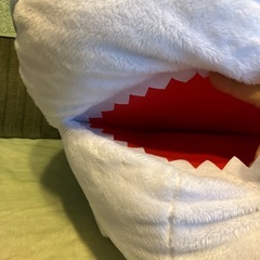 新品　大きいサメのぬいぐるみ　ガブっとサメの画像
