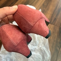 NOVUS パンプスの画像