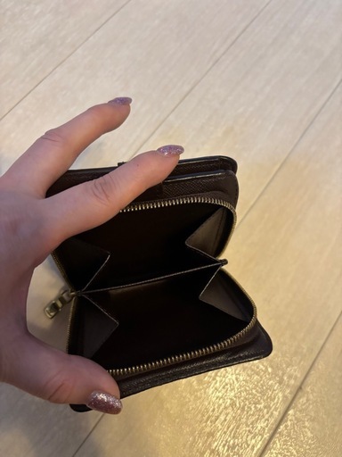 ルイヴィトン ダミエ コンパクト ジップ 二つ折り財布お取り置き中