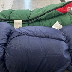 寝袋　キャンプ、コールマン2つセットの画像