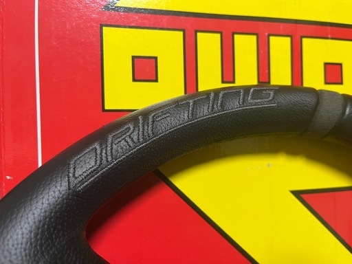 【値下げ】正規 MOMO DRIFTING 黒