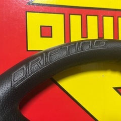 【値下げ】正規 MOMO DRIFTING 黒の画像