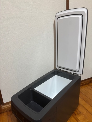 AVEST 冷凍庫 26L
