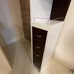 洗面所　すきま収納　ラックの画像