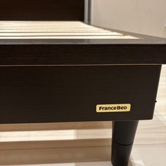 フランスベッドフレームの画像