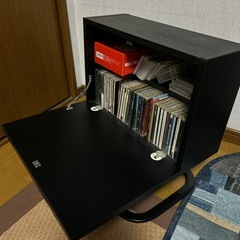 桑田佳祐　メモリアル収納棚の画像