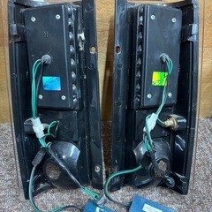 RELIABLE JAPAN  85～04 シボレー/アストロ GMC/サファリ LEDテールランプ インナーレッドタイプ…の画像