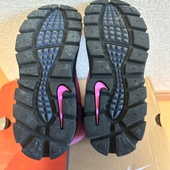 NIKE スノーブーツ　ピンク　20cmの画像