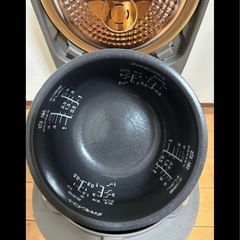 Panasonic IH炊飯器 5.5合 SR-HA103 2010年製の画像