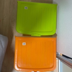 FREEBOX2つセットの画像