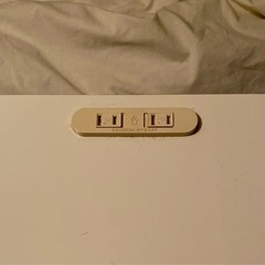 机　白　コンセント口付きの画像