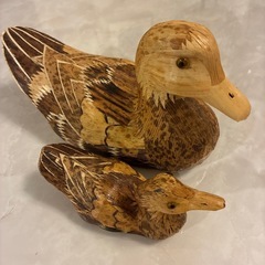 カモの置物の画像