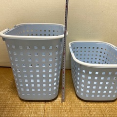 洗濯かご 2個セット  ライトブルー 美品の画像