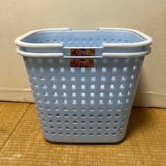 洗濯かご 2個セット  ライトブルー 美品の画像