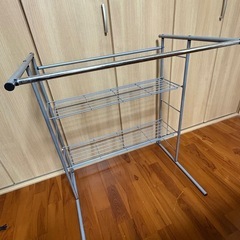 収納 押入れ 棚　洋服掛けの画像